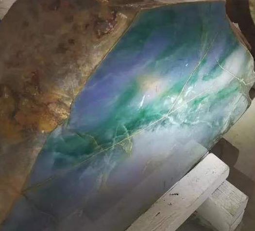 老坑种翡翠,老坑种绿翡翠