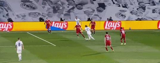 蓝月亮绝杀大黄蜂，银河战舰击退红军