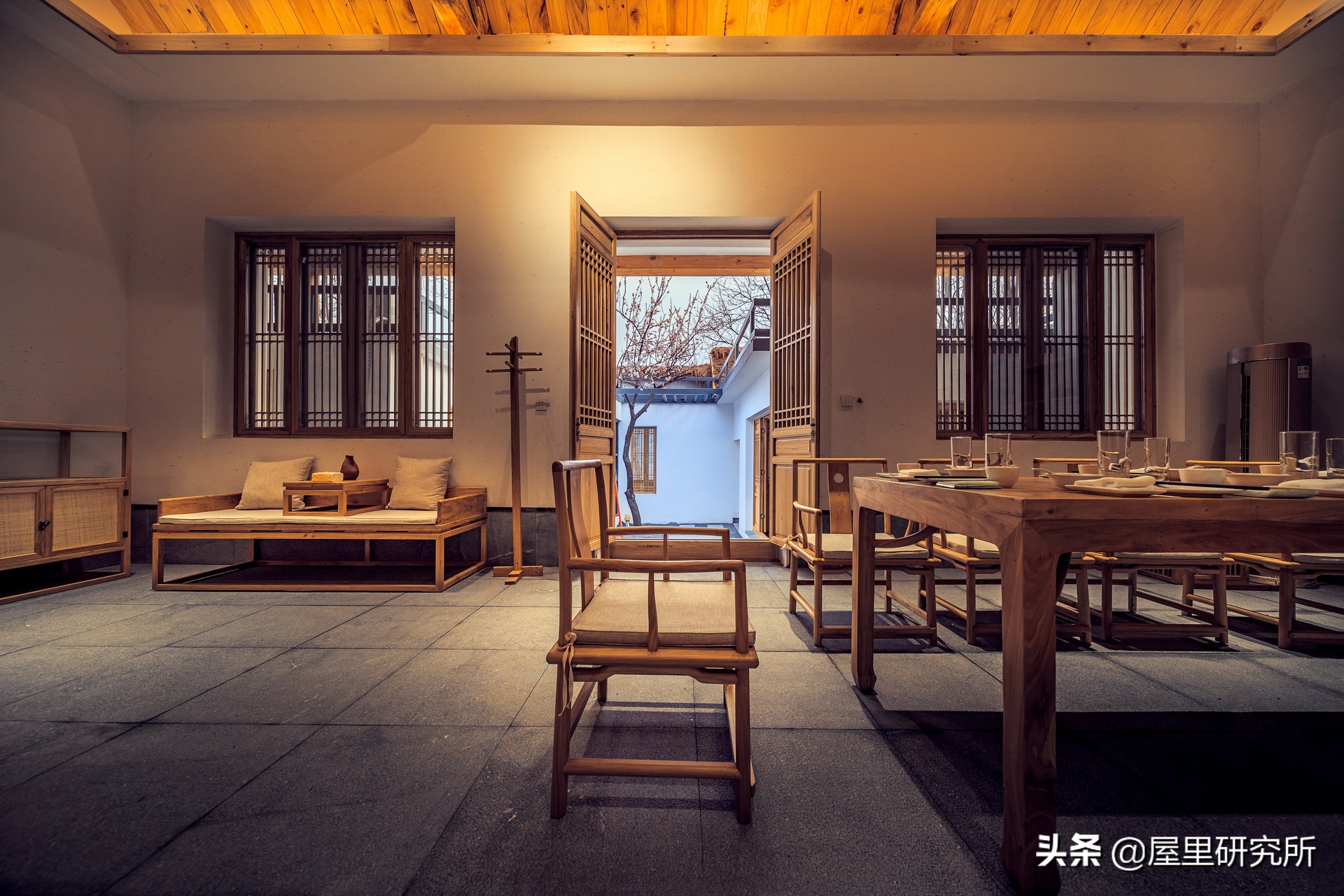 方圆餐桌高端最新款,方圆餐桌轻奢高级感