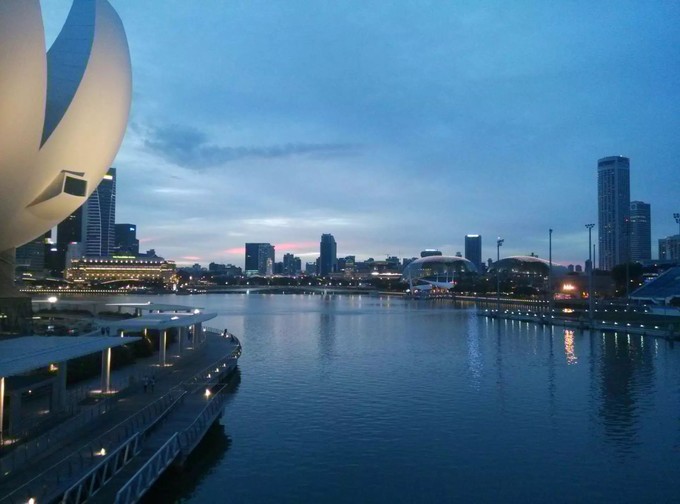 去新加坡必买的东西清单,想去新加坡买一辆车去哪个城市