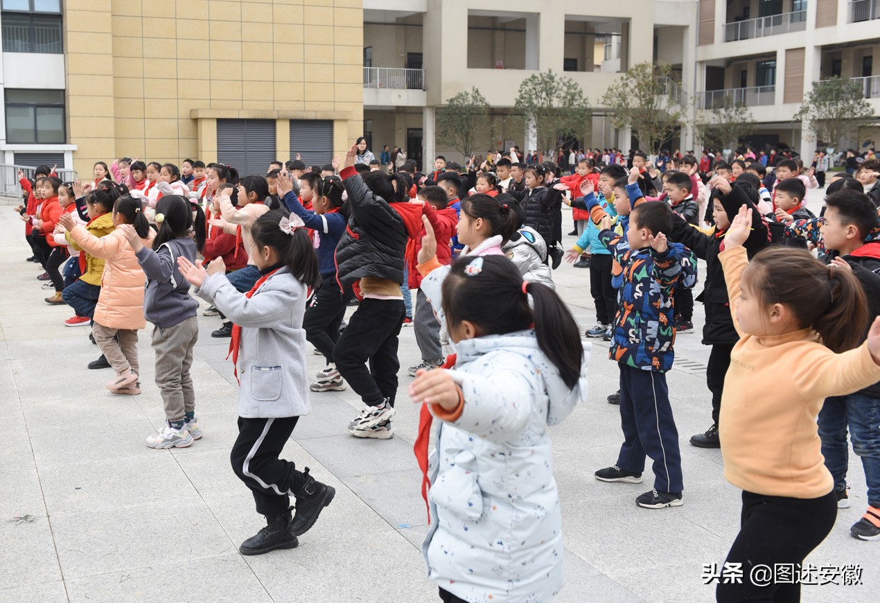 西彭园区实验小学大课间活动,杜集区实验小学大课间活动