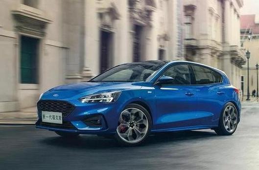 福克斯哪一年换成三缸了,福克斯当年为什么那么火