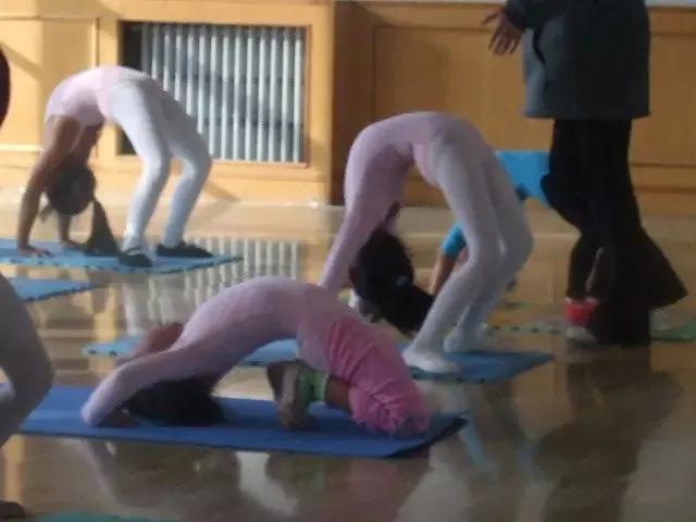 小孩学舞蹈瘫痪的案例,5岁女孩练舞蹈导致瘫痪