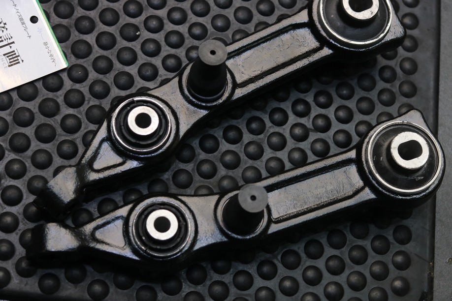 06年四眼奔驰e280多大排量,怪兽修车日记奔驰