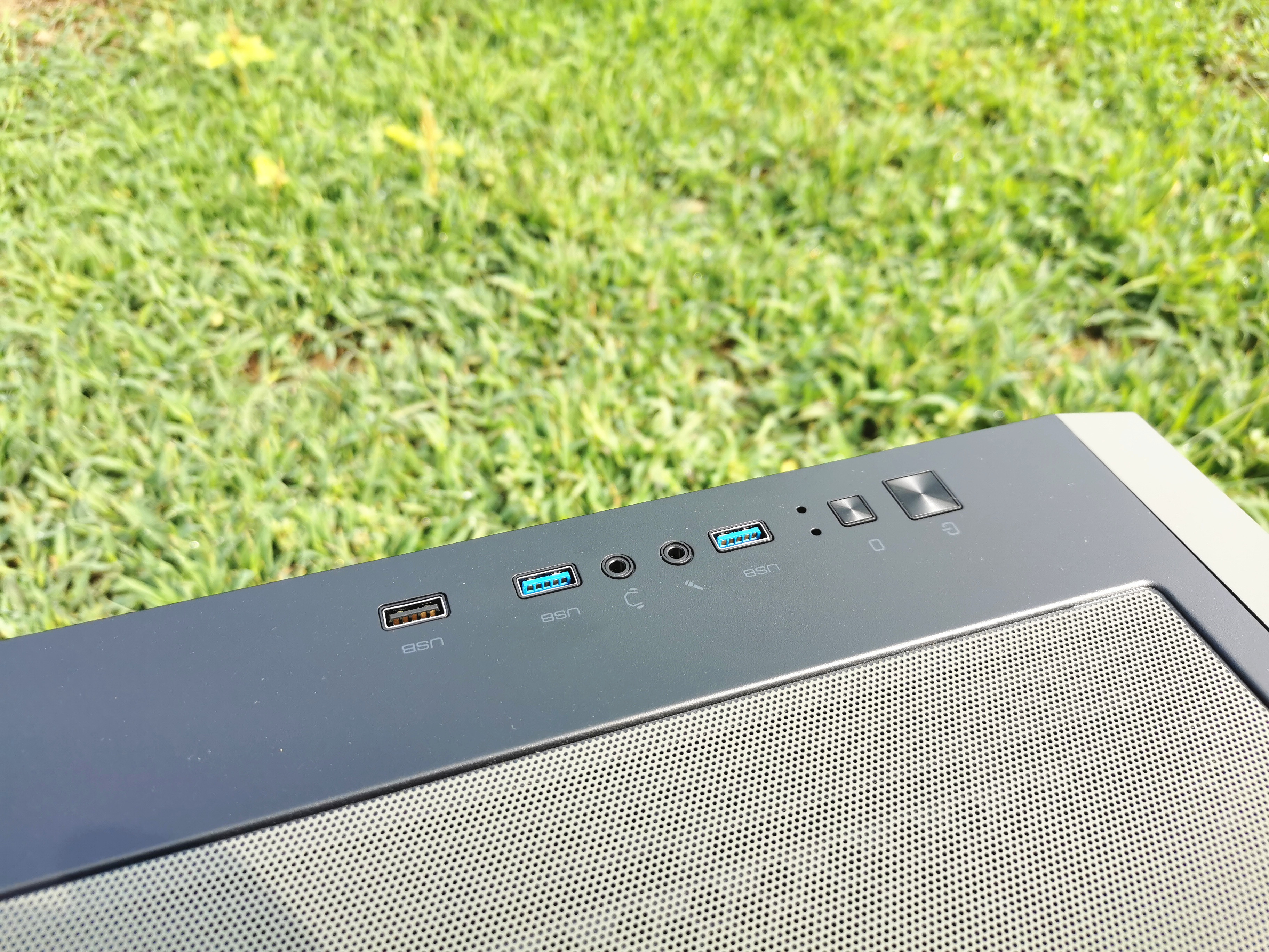 骨伽x70机箱,骨伽机箱x7