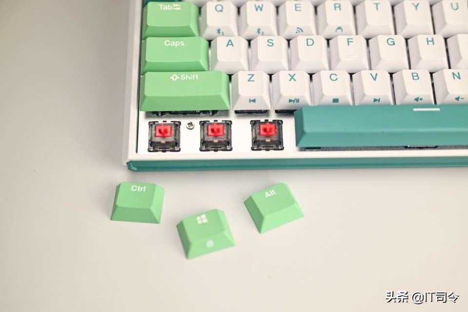三模机械键盘超薄,三模紧凑机械键盘推荐