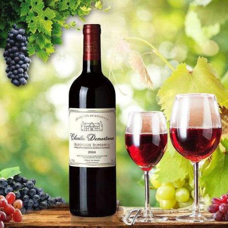 怎么从包装上区分一瓶红酒的真假,进口红酒有750ml标识就是假的吗