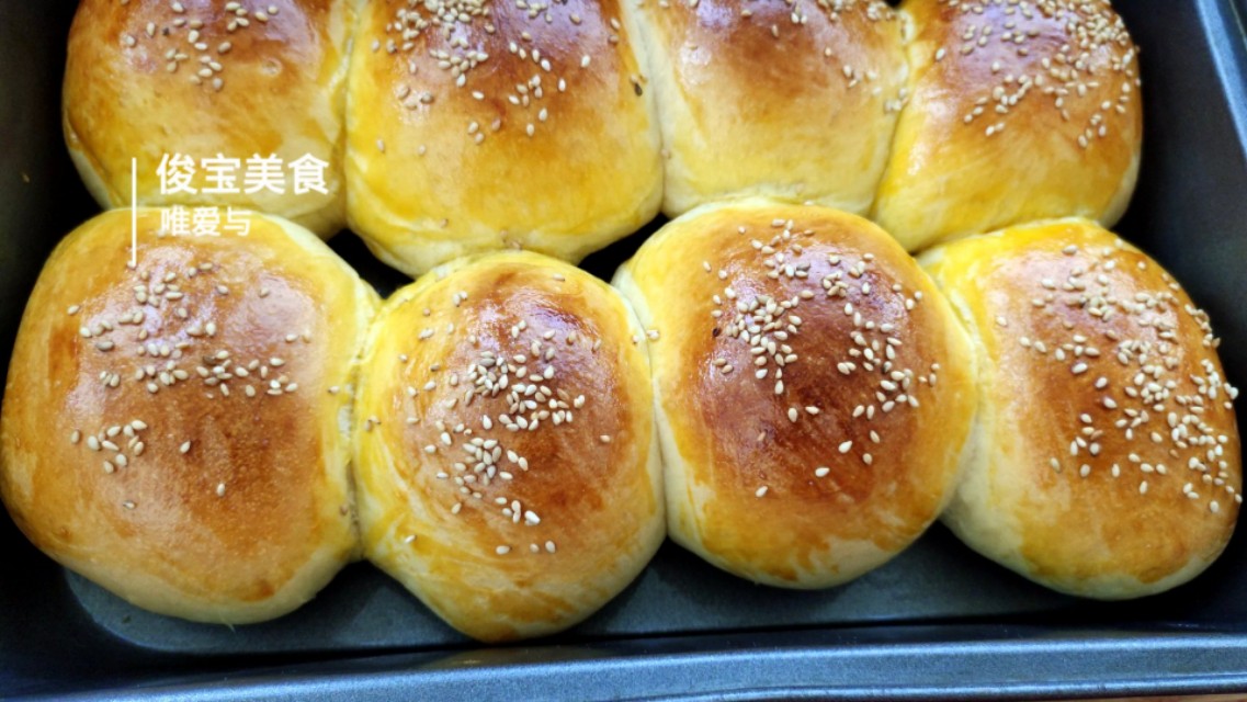 手揉面包烘焙教程,不用高筋面粉揉出膜的面包做法