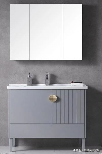 浴室柜陶瓷的好还是木质的好,浴室柜是pvc的好还是实木的好