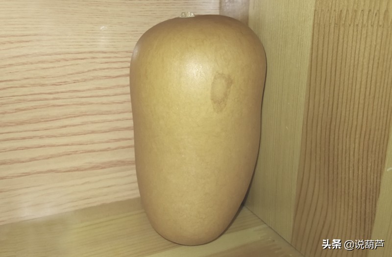 葫芦盘玩半年不变色,葫芦盘品玩