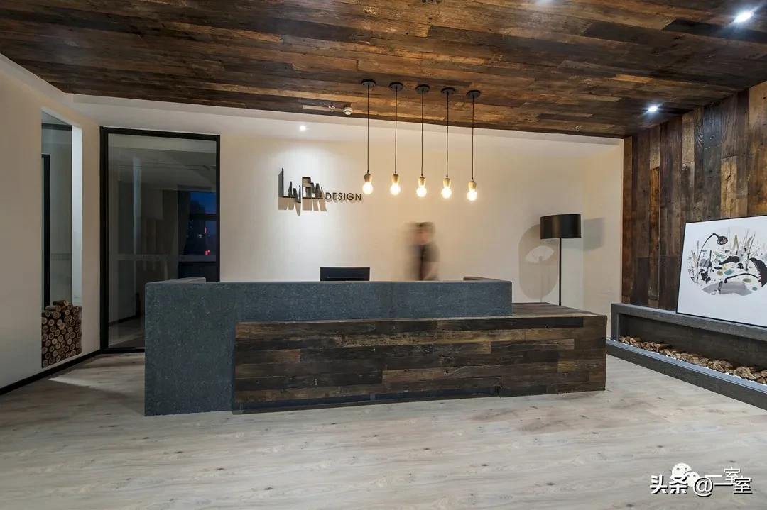 前台怎么设计刚好在楼梯口,前台怎么设计位置