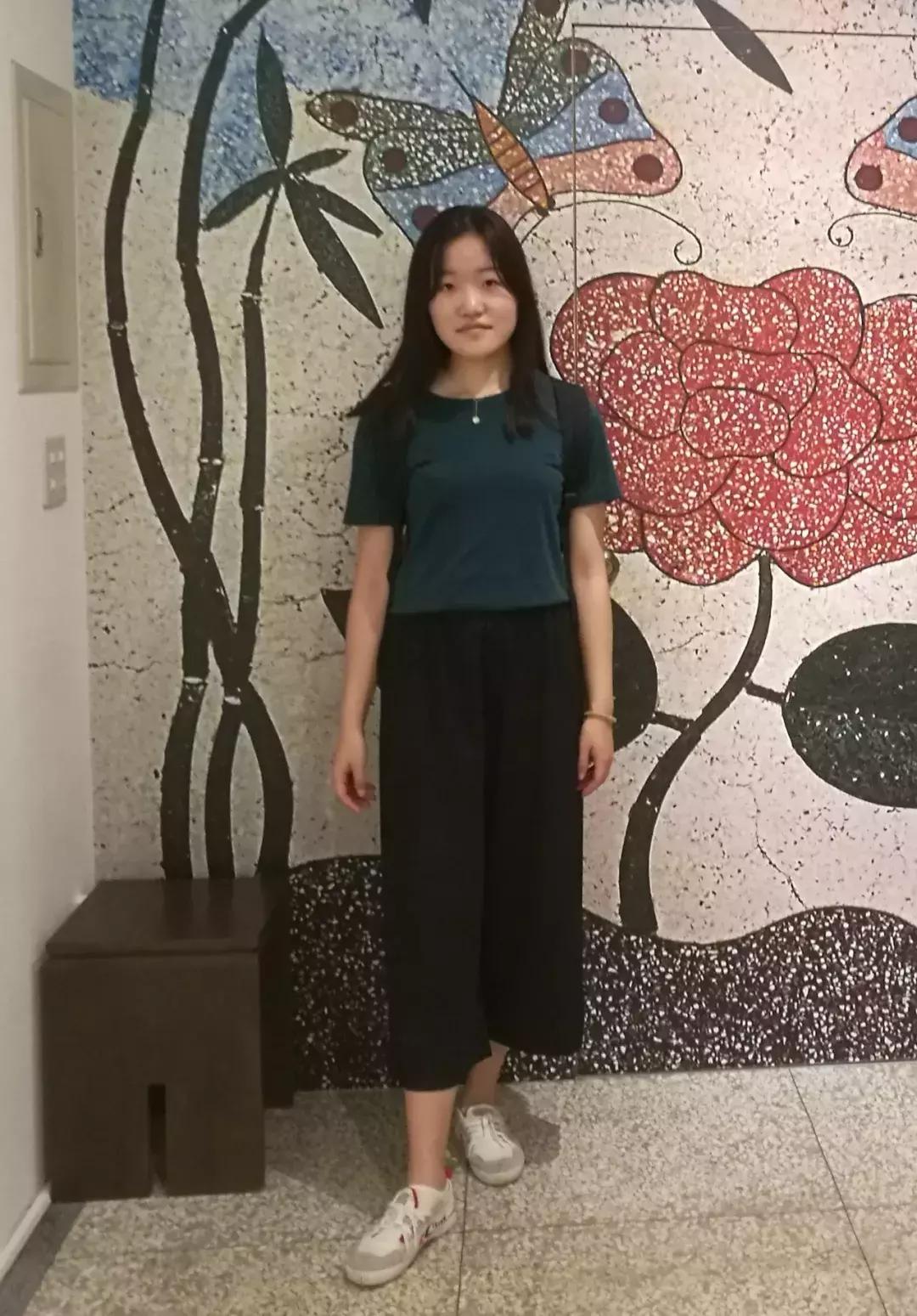 如何穿出清冷感学生党,怎样穿才穿出少女感