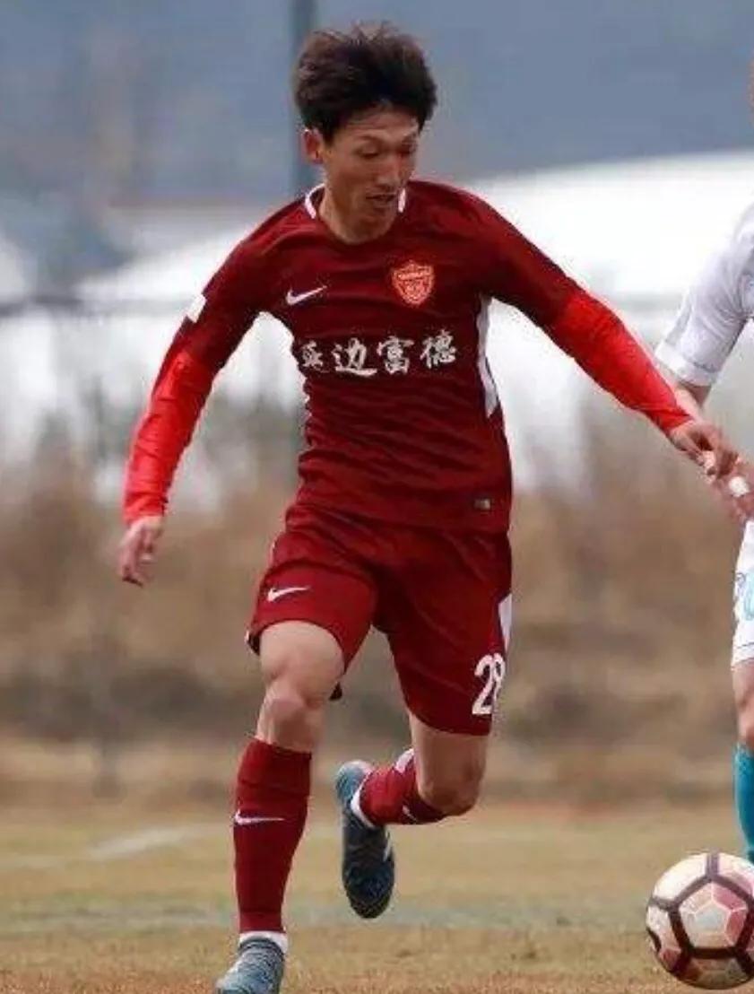 一个没有职业队的地方走出的中超球员堪比国家队