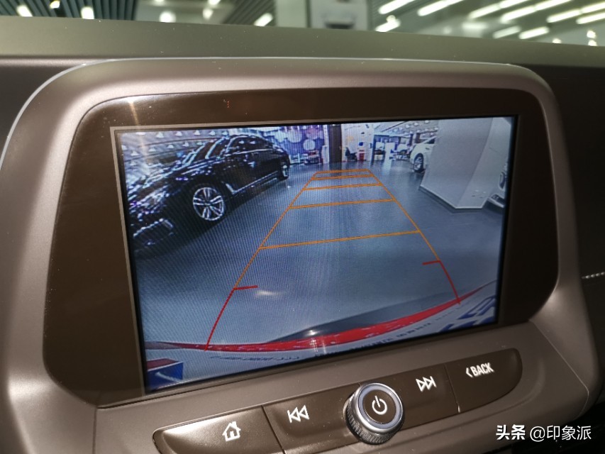 大黄蜂跑车科迈罗敞篷版高配,科迈罗大黄蜂敞篷版噪音大吗