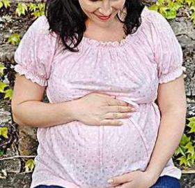 医生说怀孕染发没有影响,备孕能化妆或者染发吗