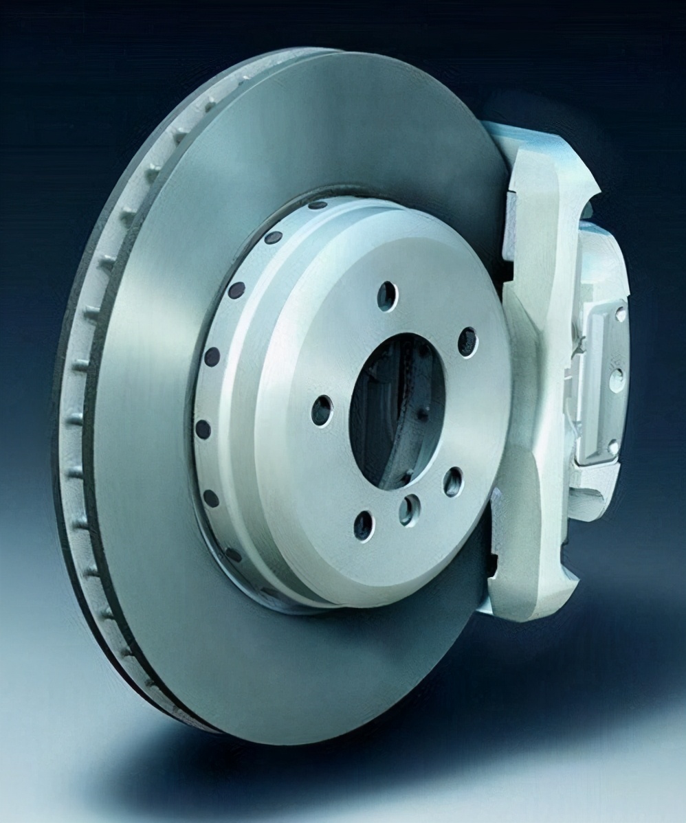 你在用致命刹车片与刹车盘吗?20年驾龄的老司机有话说