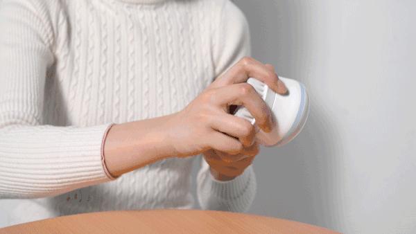 背部搓澡的方法,一个人搓澡怎么搓到后背