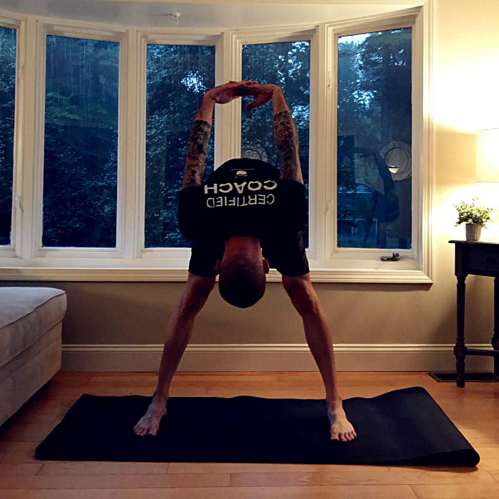 美国教练拉伸,骑行后站立拉伸动作