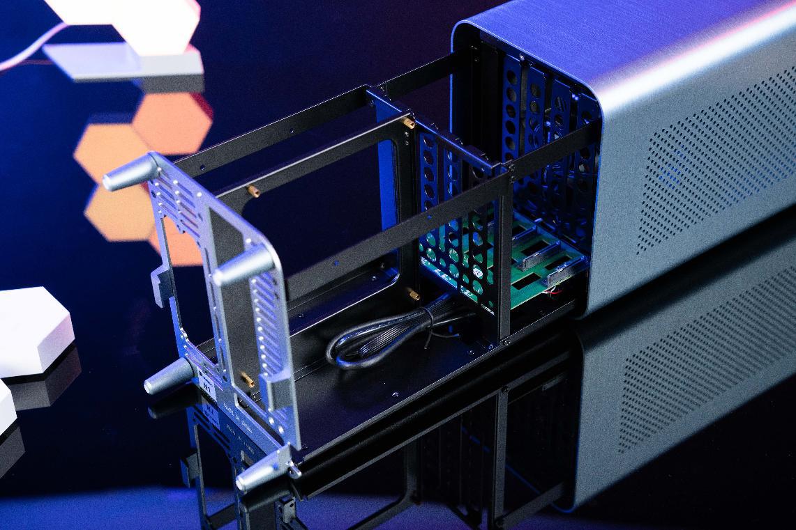 乔思伯n1和v11有什么区别,乔思伯n1机箱