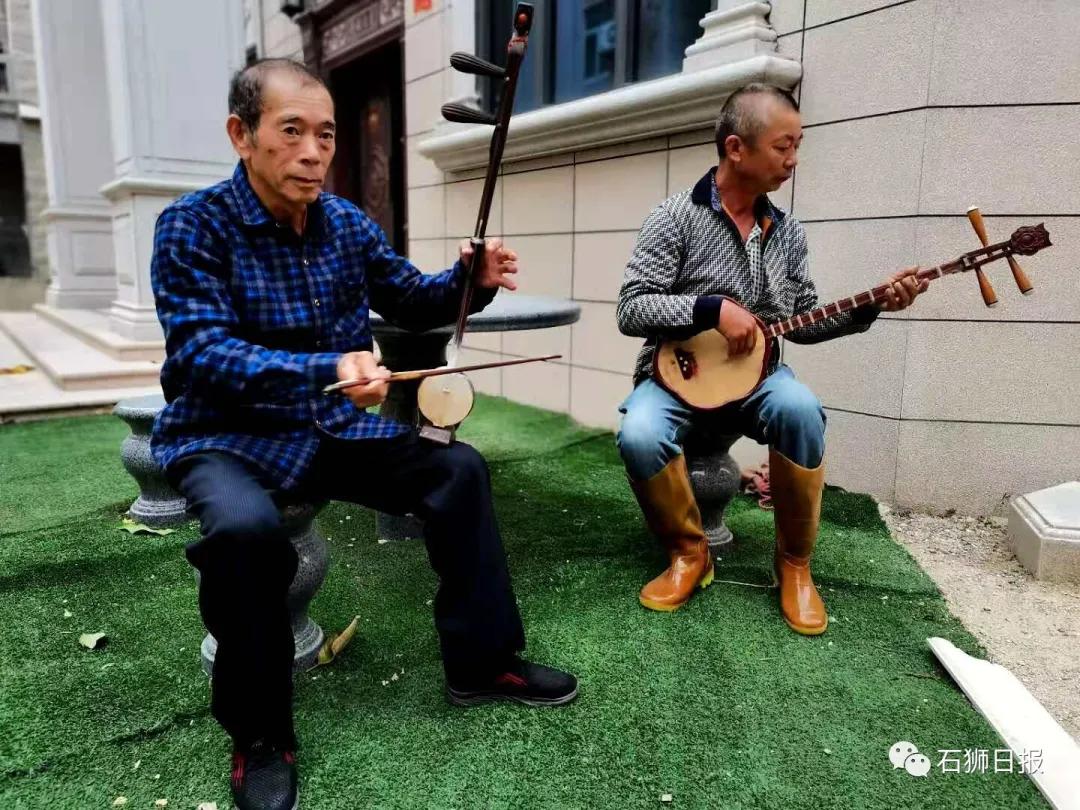 一把梅花琴，一曲《绿牡丹》！78岁的他在什音中坚守……