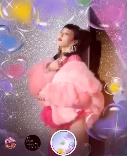 韩国女星泫雅写真,韩国女星衣着曝光泫雅