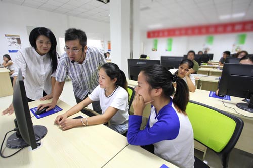 24集全套大学生ppt制作零基础视频教程+1000套模板，小白免费领