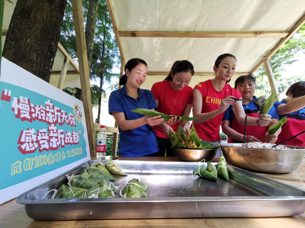 【慢游新天府，感受新成都】端午节特辑（二）|世界冠军蒋文文、蒋婷婷带你去逛川西林盘和特色小镇打卡地