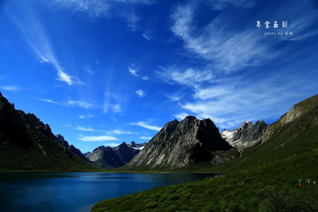 钉钉logo代表的含义,钉钉新logo标志分析