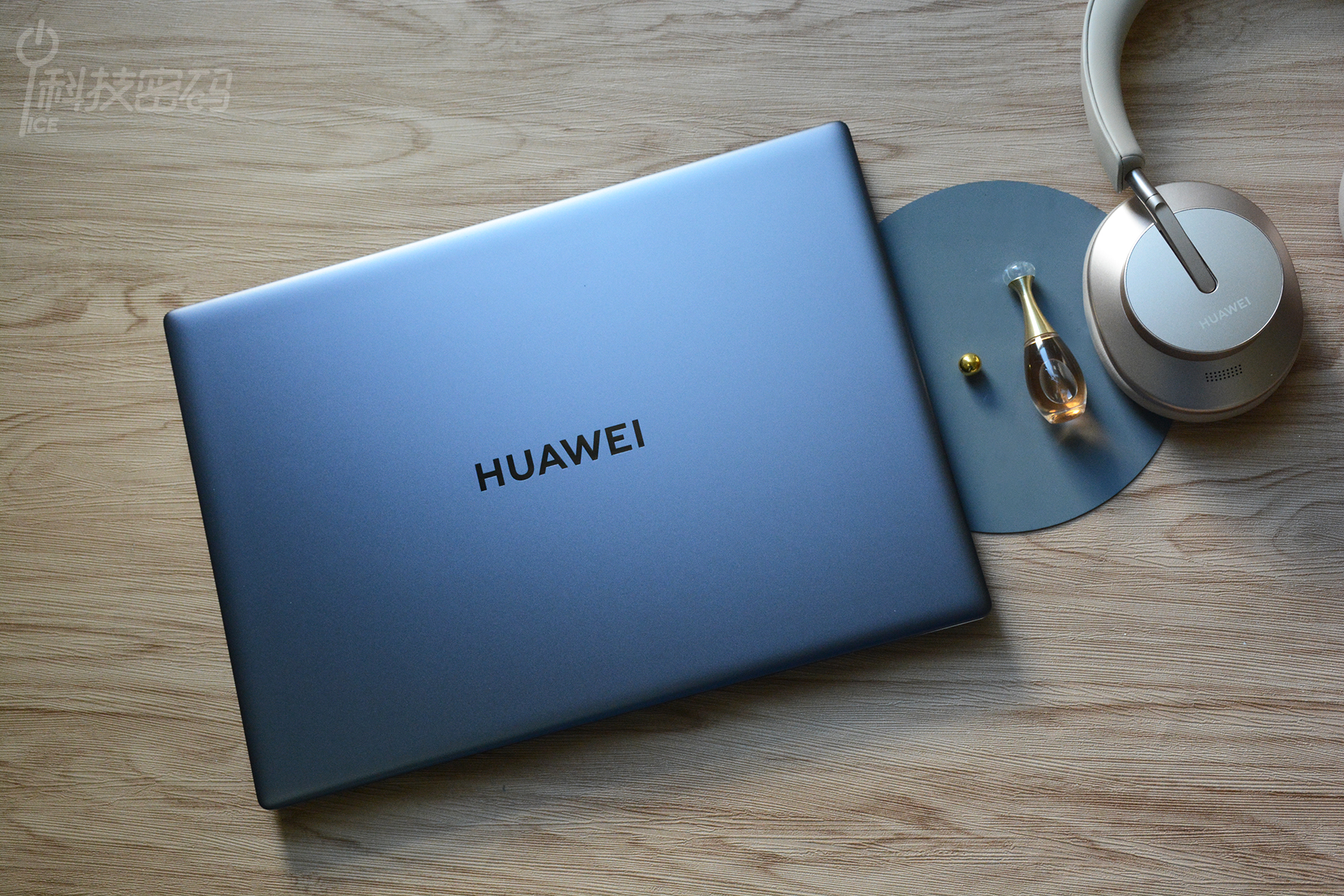 matebookxpro2022与2021区别,华为matebookxpro对比macbookpro