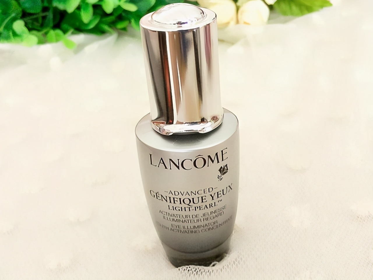 有哪些好用的精华液,保湿效果最好的精华液