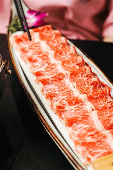 把台式锅物带来魔都，将温暖与美味传递给来到这里的客人