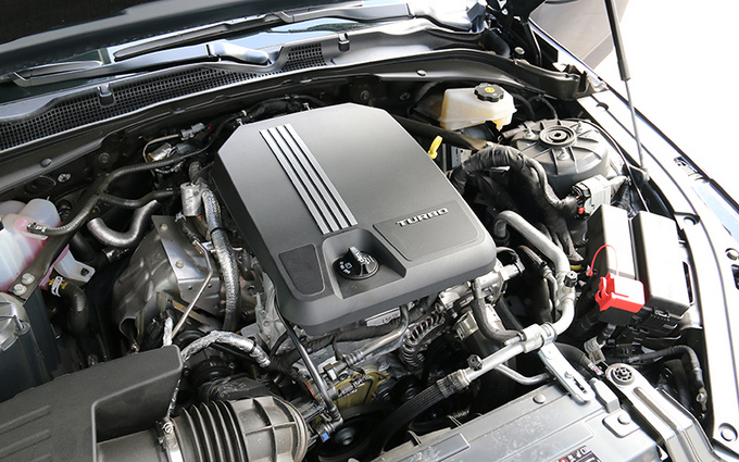 凯迪拉克ct4试驾评测视频,凯迪拉克ats跟ct4有什么区别