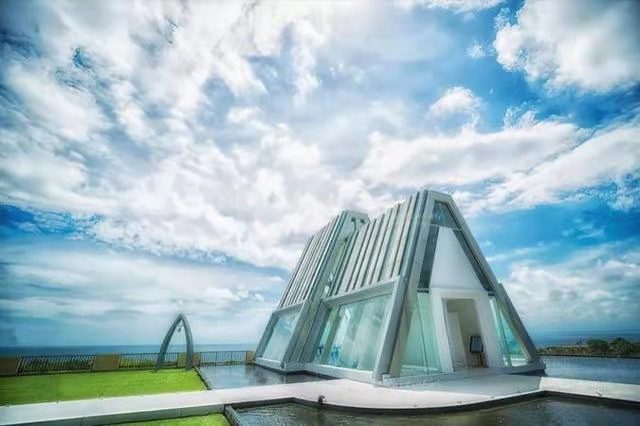 精神的晴空——重庆新诗学会会员作品选登