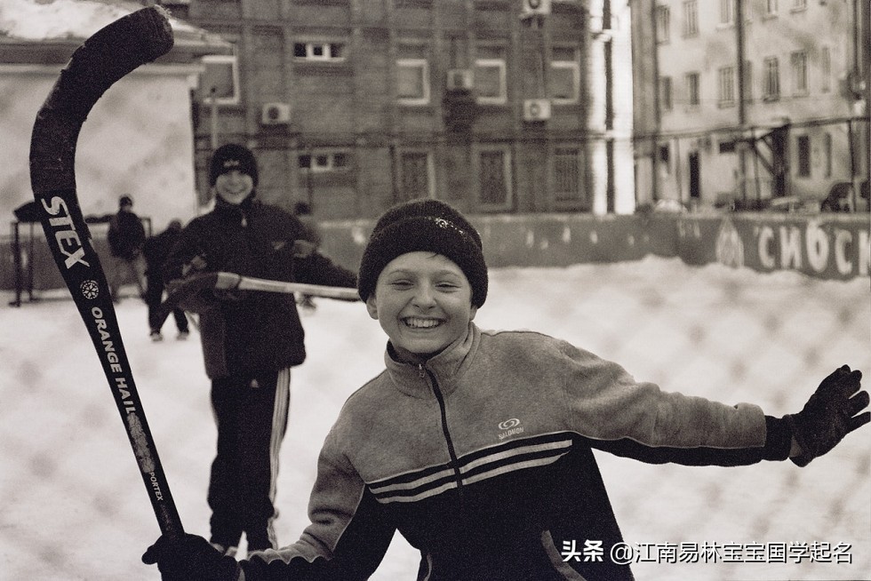 诗经楚辞取名女孩大气两字的名字,诗经楚辞中的绝美名字取名女孩