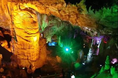 洛阳地下八亿年的鸡冠洞,洛阳栾川地下宫殿