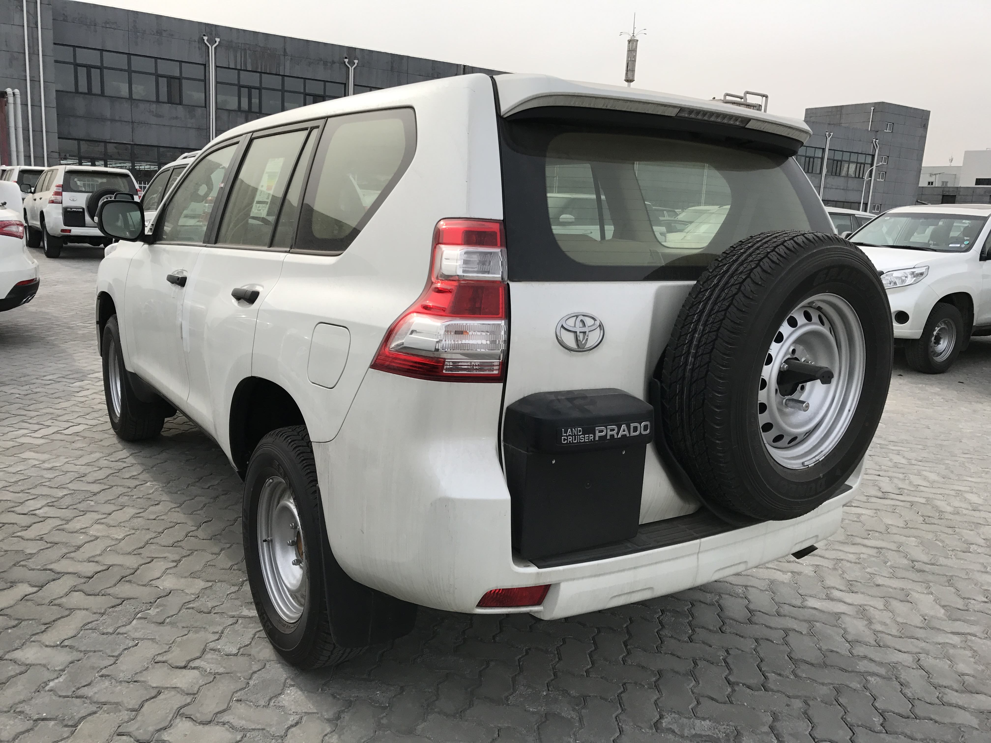 2024全新普拉多值得买吗,40万左右普拉多2.4