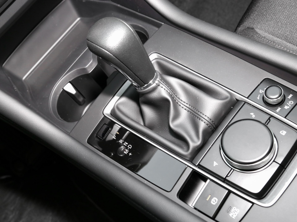 全面介绍马自达3昂克赛拉手动挡,新款马自达3昂克赛拉最低配多少