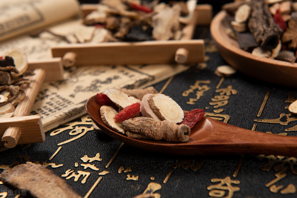 请问专家肺结节吃什么药能治,专家对肺结节的治疗