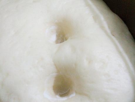 怎么用烤箱加热吐司不发硬,做出来的吐司面包发硬怎么办