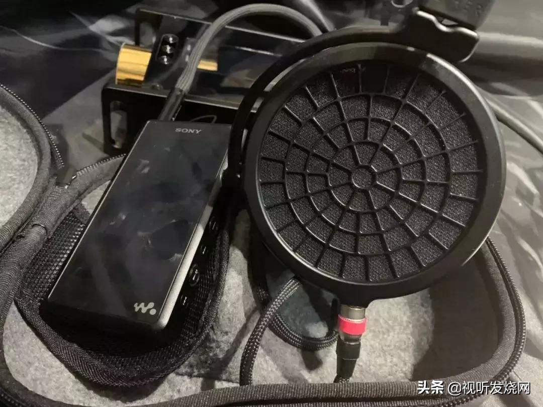 直推流行大耳MrspeakersEther2开箱简评