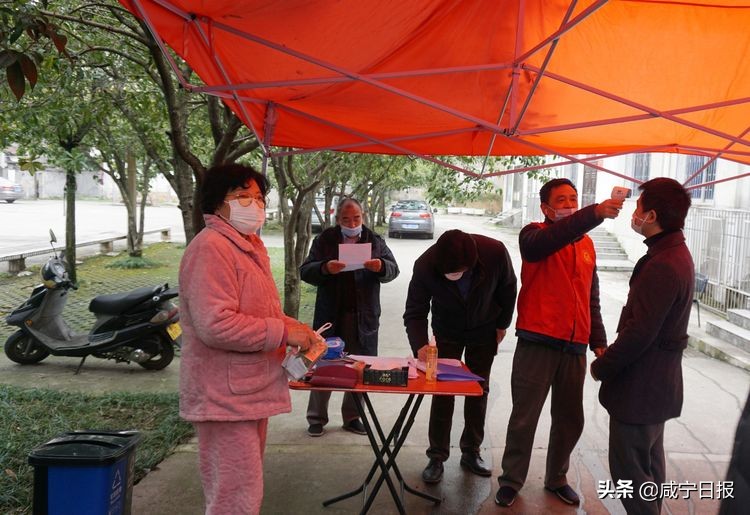 坚守！坚守！——镜头下坚守防控一线的咸宁工行人