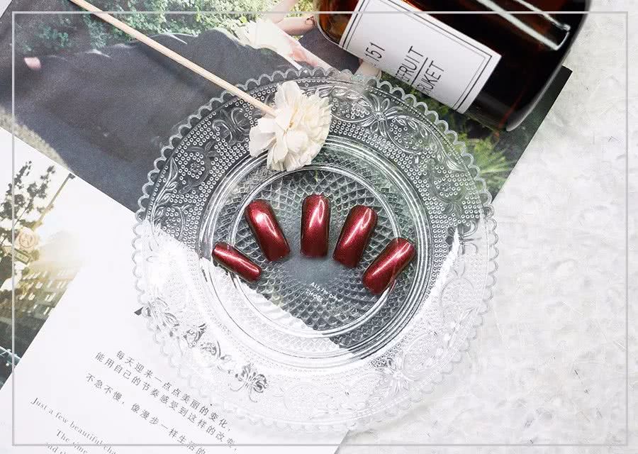 指甲油怎么搭配颜色才好看呢,新年款指甲油