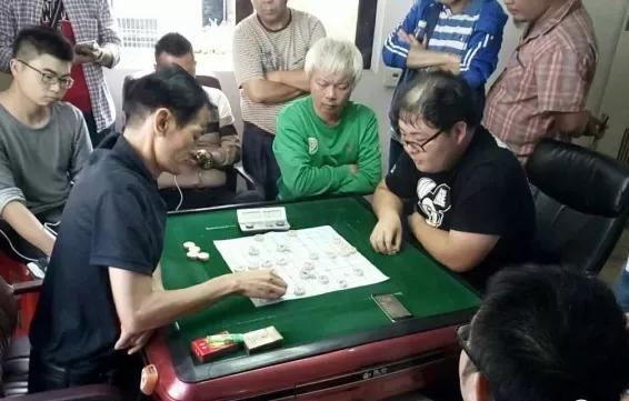 煮酒江湖:中国象棋界又起“单挑”风波,*药火**味浓
