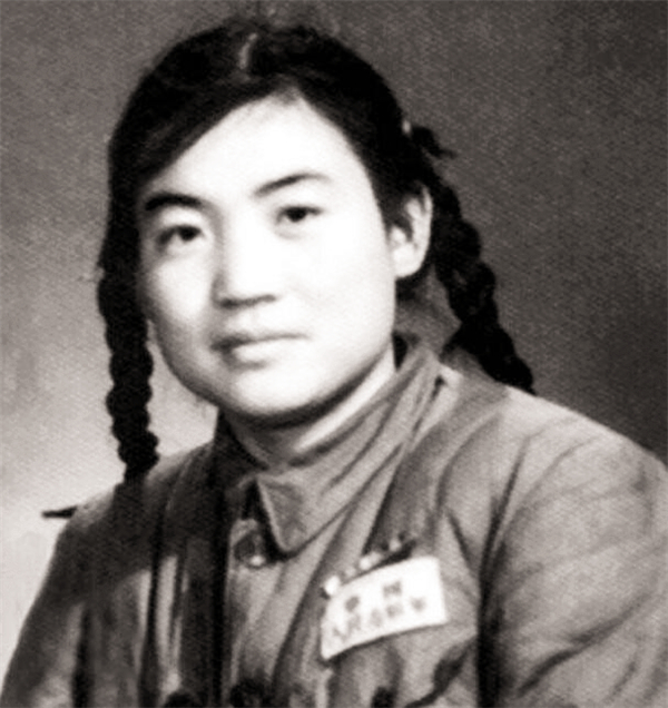 河北一名老人,住院没钱缴费被停药,真实身份揭开后医院追悔莫及