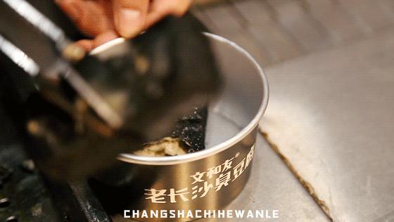 真正正宗的长沙臭豆腐,只香不臭的臭豆腐大家快来尝一尝