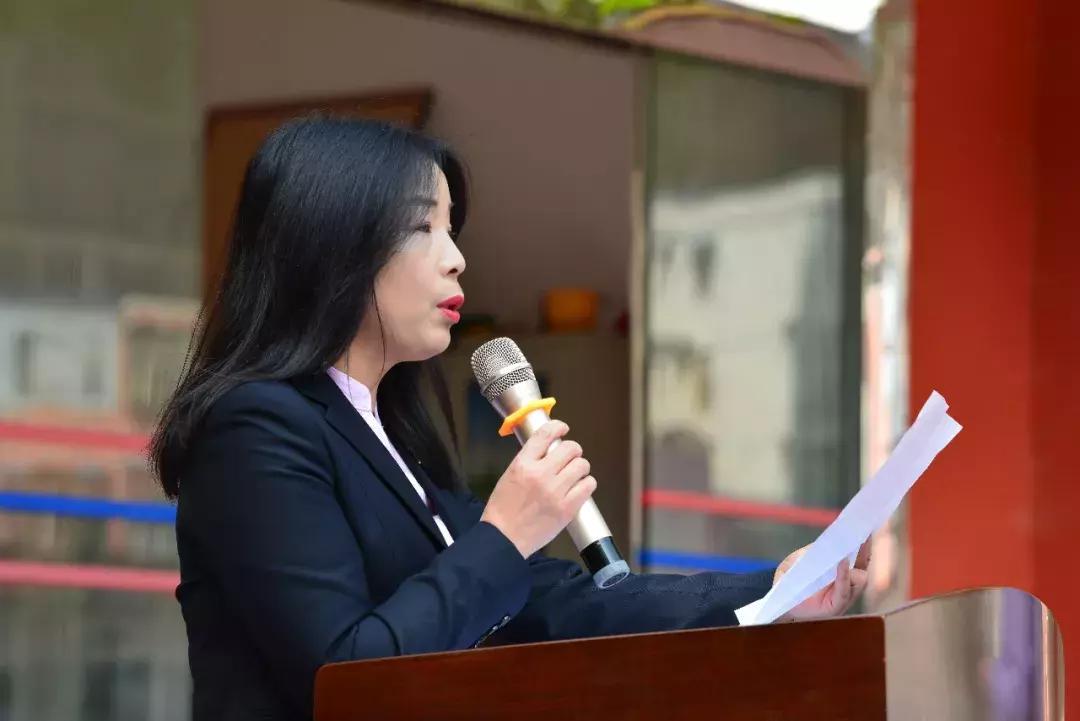 绿茵草地挥斥方遒阳光体育梦圆今朝