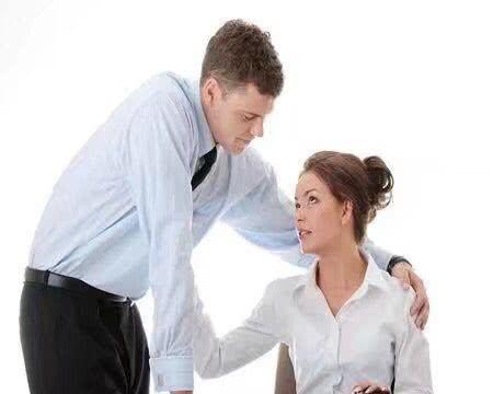 面试官：男上司追你，怎么办？90后女生一席话，让面试官刮目相看