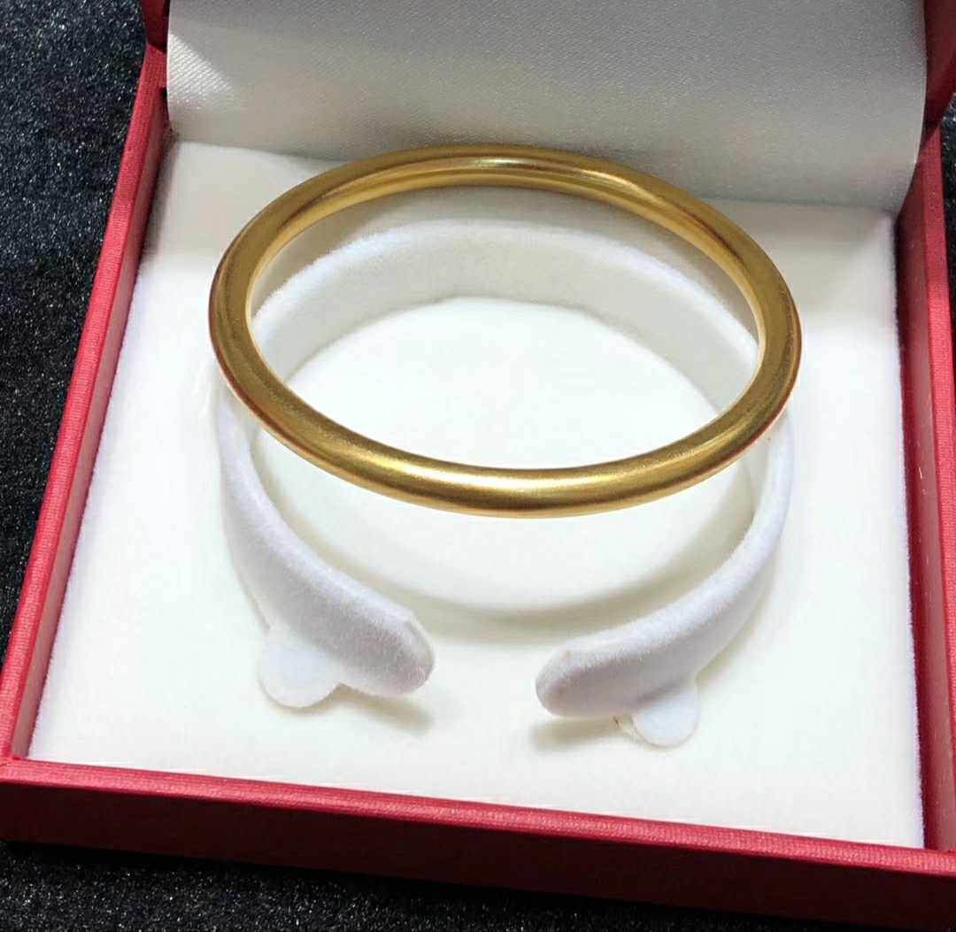 盘点十大必买的经典款黄金手镯,最适合长期佩戴的黄金手镯款式