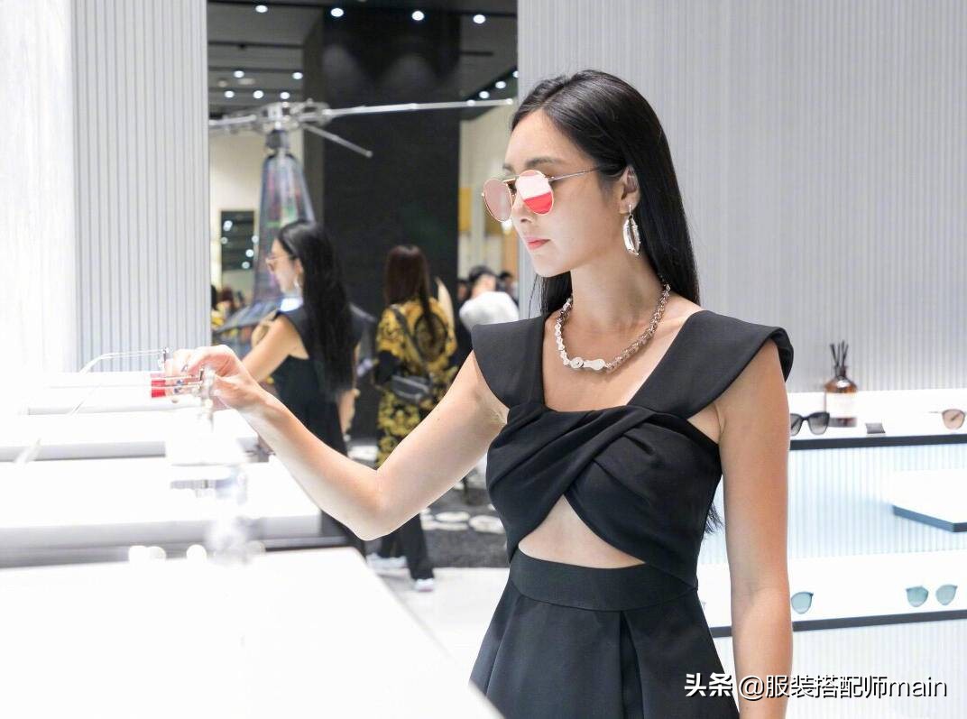 吴速玲穿搭,吴速玲大耳环怎么搭配