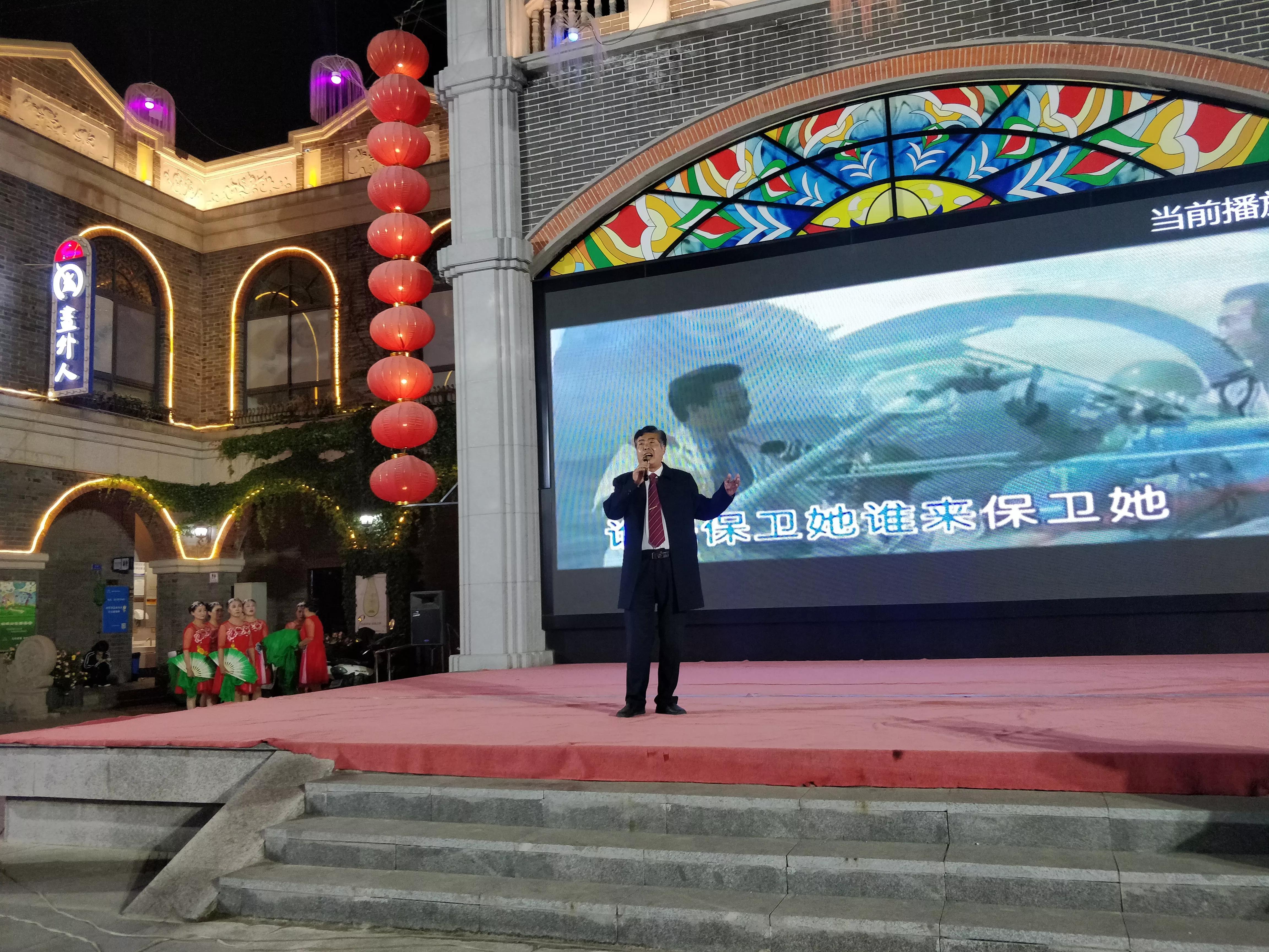 民主路百姓大舞台,连云港市民主老街